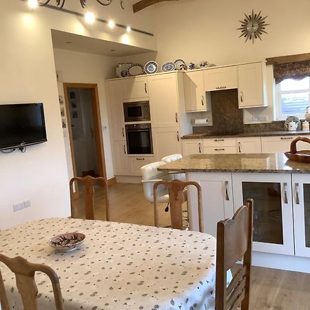 Orchard Cottage, Clematis Cottages, Stamford. Accessible Luxury Home. Bagian luar foto