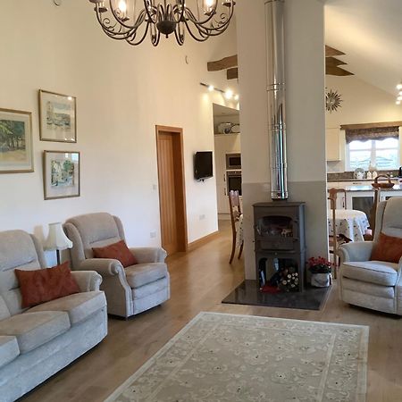 Orchard Cottage, Clematis Cottages, Stamford. Accessible Luxury Home. Bagian luar foto