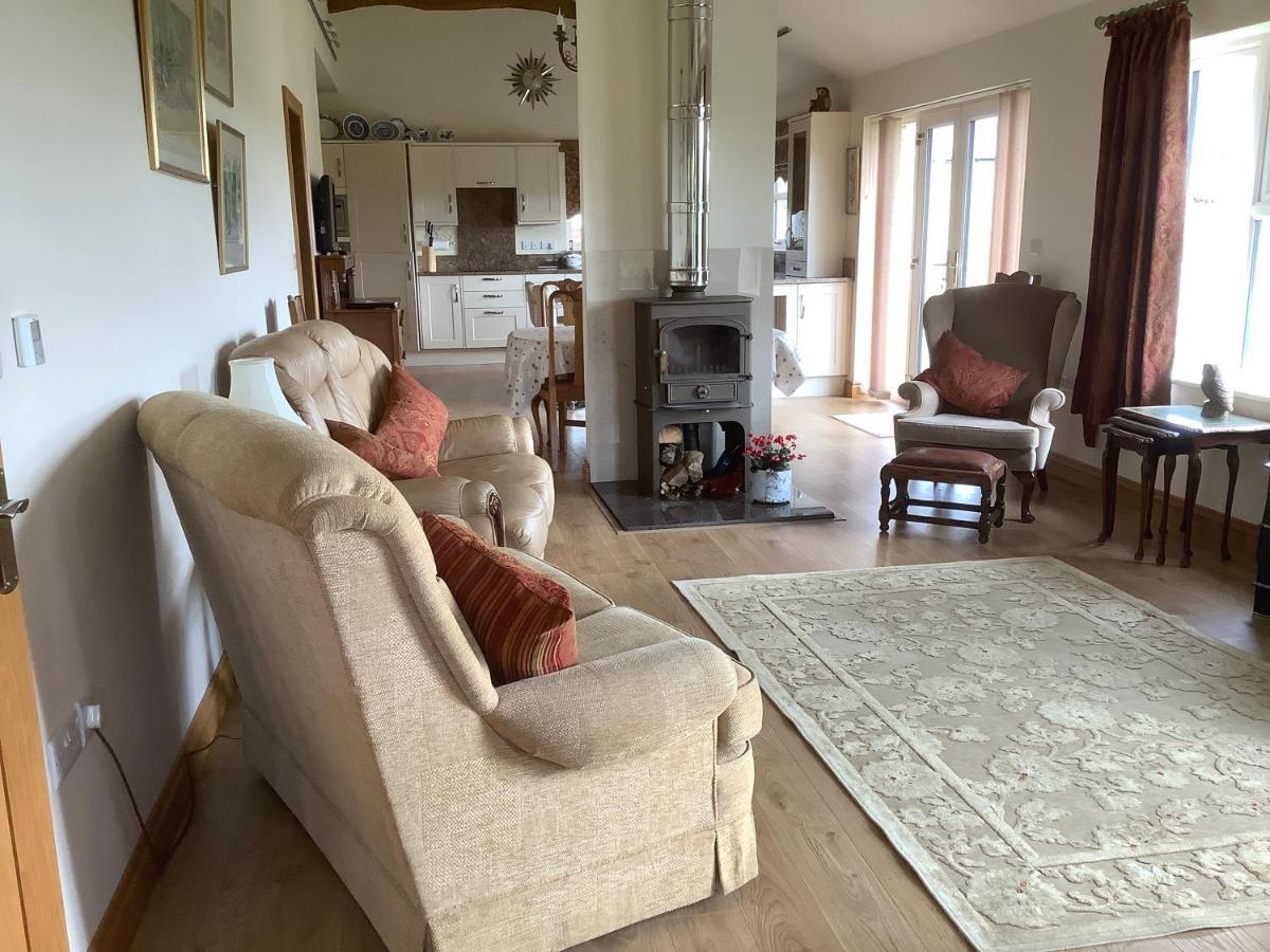 Orchard Cottage, Clematis Cottages, Stamford. Accessible Luxury Home. Bagian luar foto