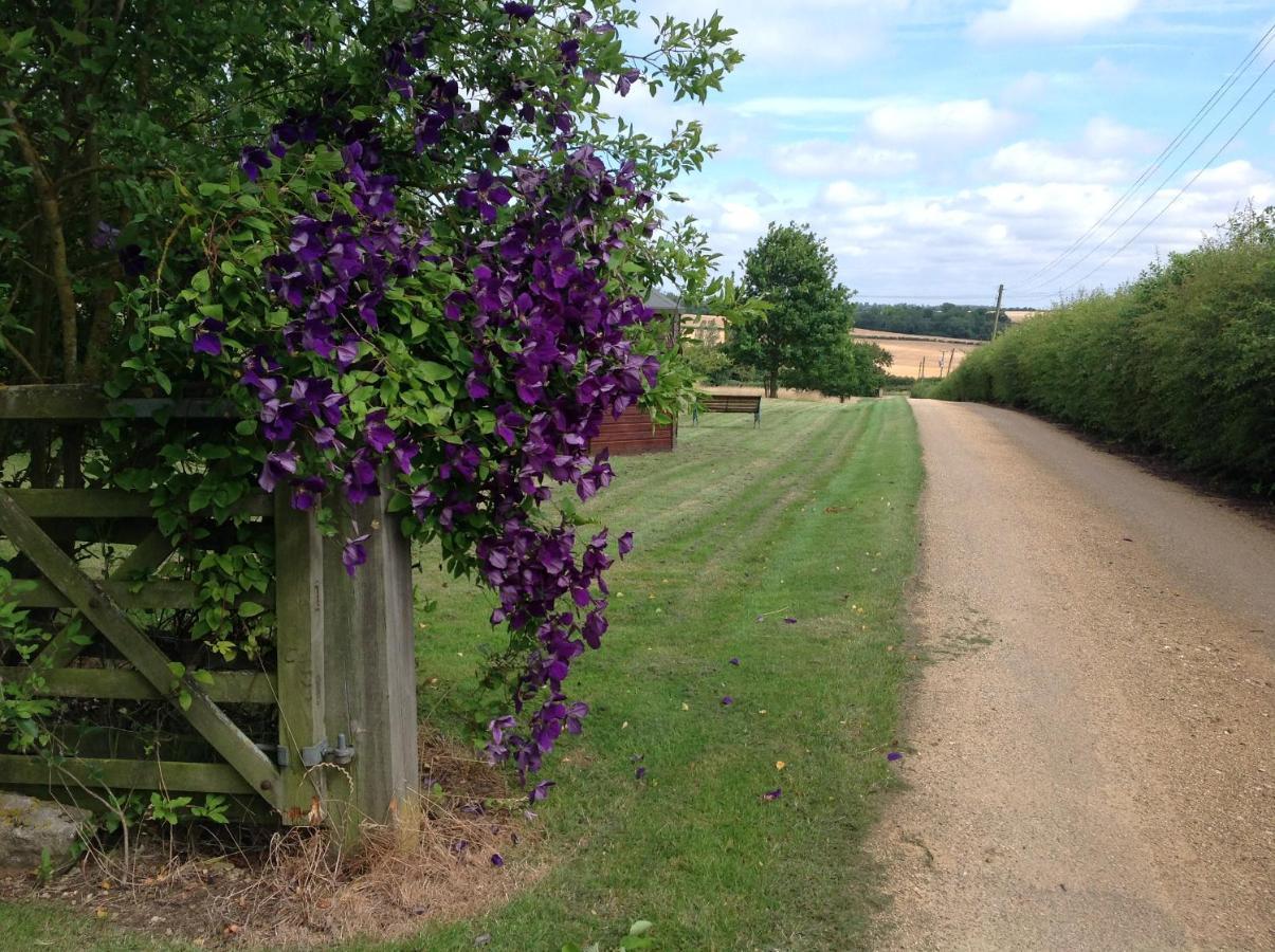 Orchard Cottage, Clematis Cottages, Stamford. Accessible Luxury Home. Bagian luar foto
