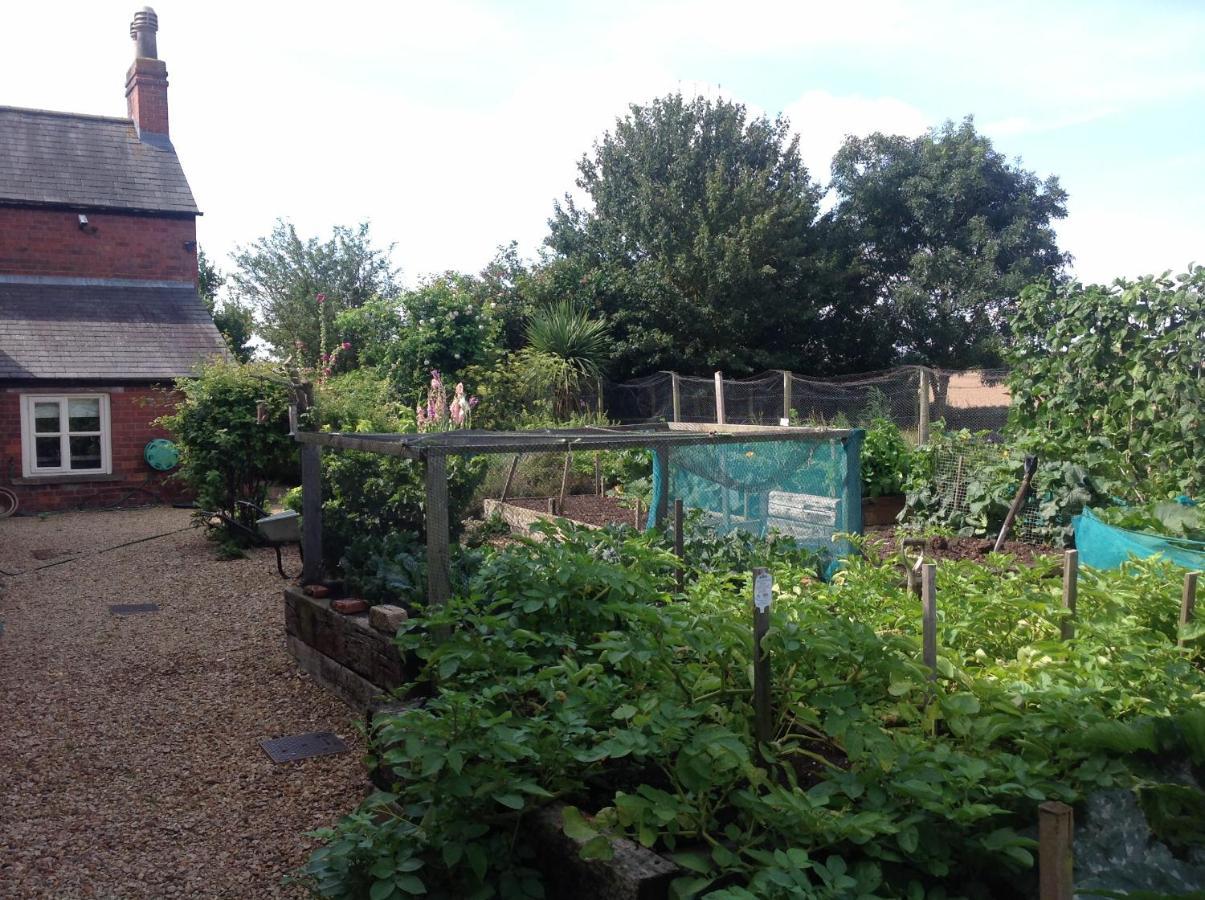 Orchard Cottage, Clematis Cottages, Stamford. Accessible Luxury Home. Bagian luar foto